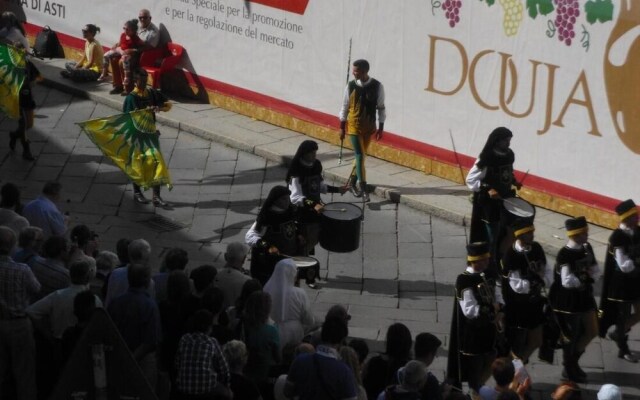 Centralissimo Bilocale Con Vista Sfilata Palio