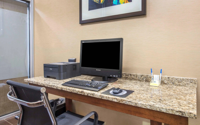 Comfort Inn Memphis Downtown