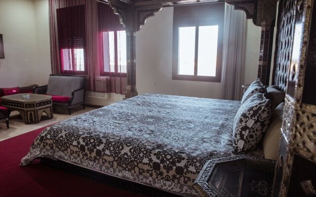 Park Regency Suite Hotel