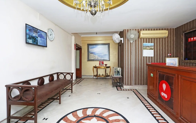 OYO 8465 near Sahara Mall