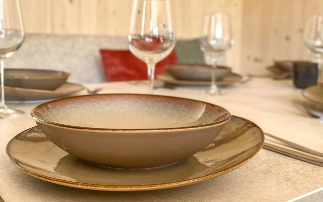 Modern Holiday Home With sun Shower