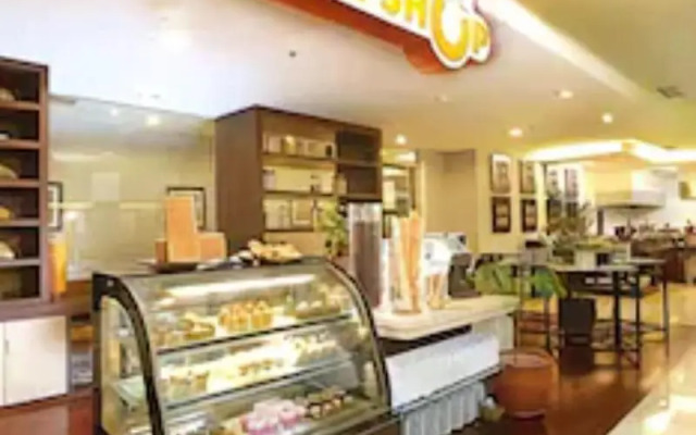 Golden Flower Hotel Bandung