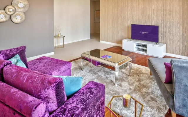 Dream Inn Apartments - City Walk Urban Lifestyle