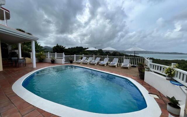 Stunning 4-bed Villa in Gros Islet, St Lucia