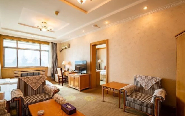 Tongliao Hotel
