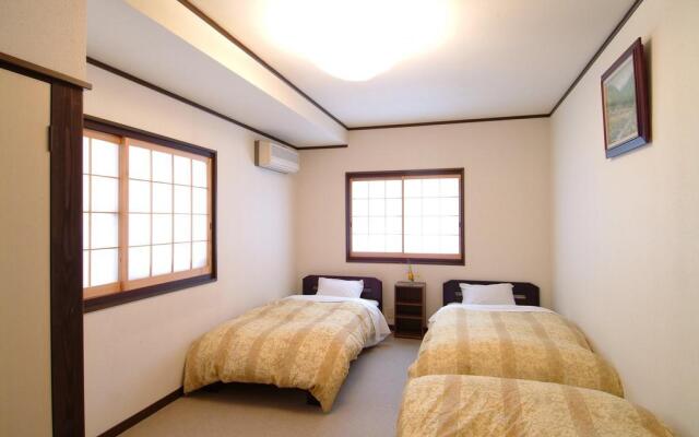 Miyama Heimat Youth Hostel