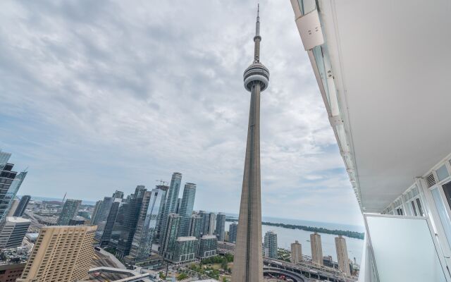 Grand Royal Condos - CN Tower