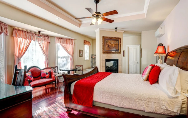 The River Belle Inn