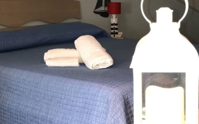 Faro Bianco Bb Fronte Mare