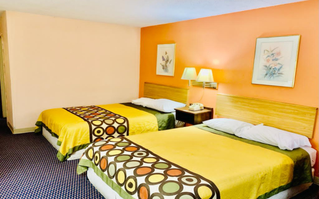 Red Carpet Inn & Suites Lima