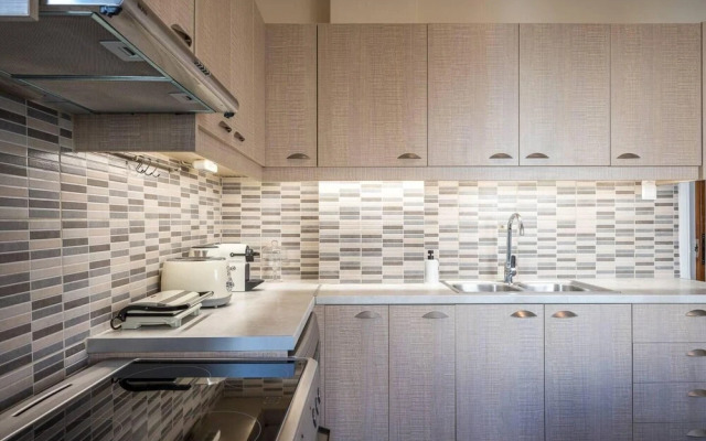 Sofia's Lemontree 3-bed House in Agios Nikolaos