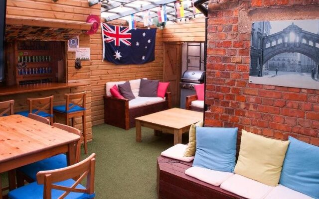 Central Backpackers