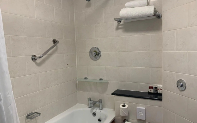 Savera Hotel South Ruislip
