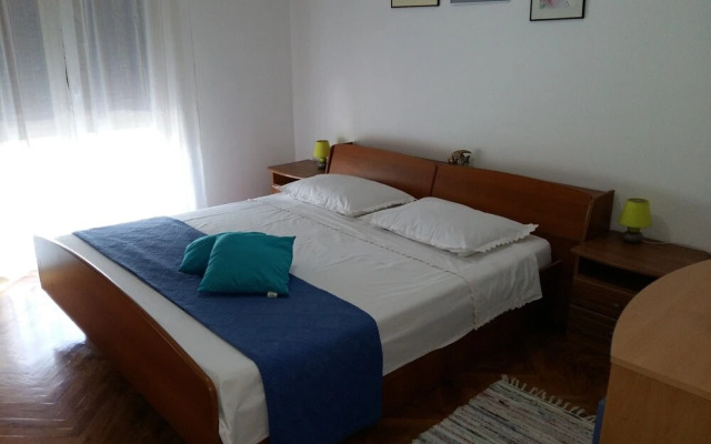 Big apt W.large Terrace&great sea View,close Beach