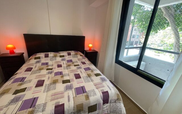 Beautiful 2 Rooms, Wifi, Balcony