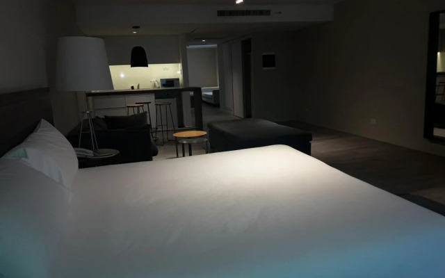Olmos Suites