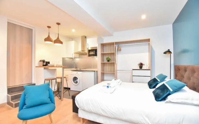 Modern Studio in the Heart of Paris