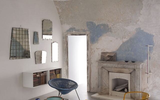 Capri Suite