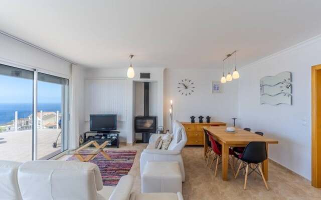 Villa Eldomar 61 in Estreito da Calheta