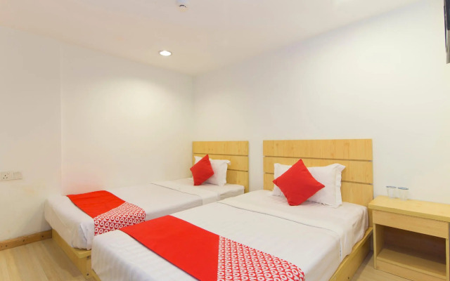 Super OYO 530 Dd Hotel