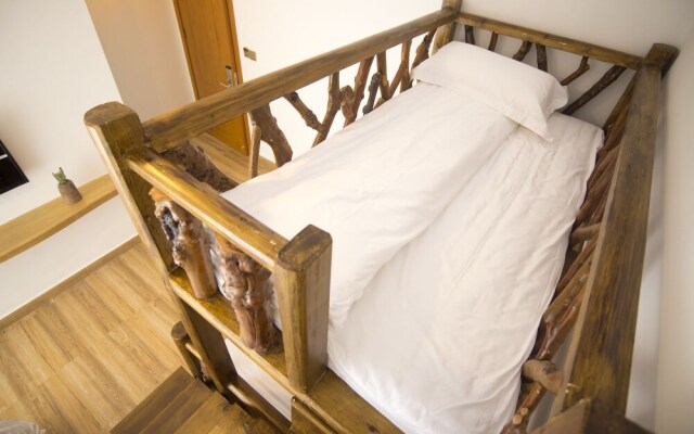 Jiesu Renwen Guest House