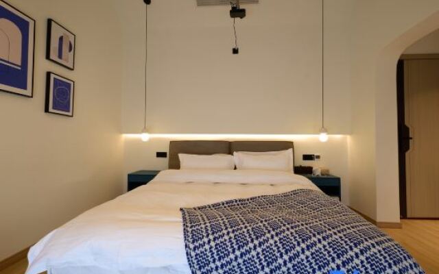 Shanghai In Prime Years  Countryside  Home Hotel