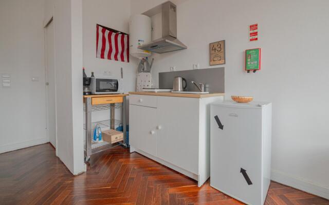 Heart OF Porto IN Bolhao by Homing