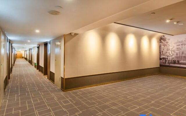 ZMAX HOTELS (Tianjin Five Old Street, Xi Nan Lou, metro station shop)