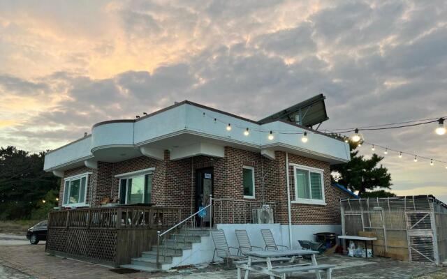 Gangneung Mediterranean Pension