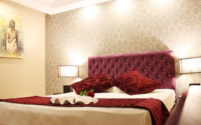 Life Hotel