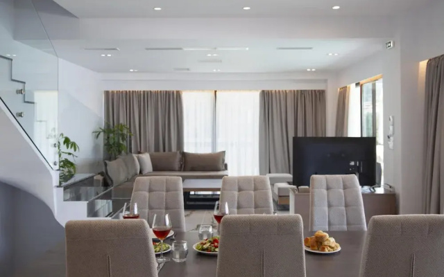 Zavia DYO in Syvota With 3 Bedrooms and 3 Bathrooms