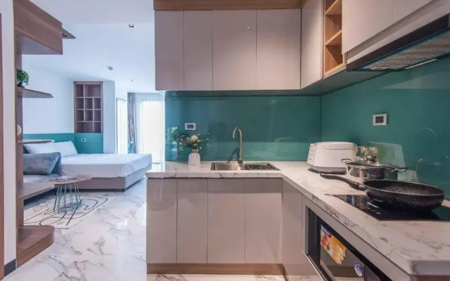 Luxe Paradise Suites Hotel Hoang Cau