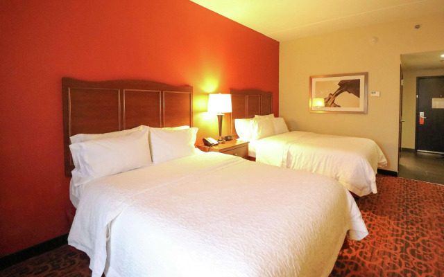 Hampton Inn Columbus-South