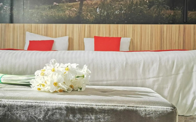 YMY Boutique Residence