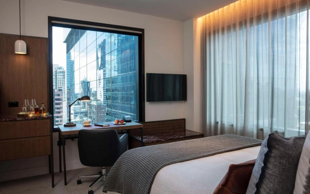 Next Hotel Melbourne, Curio Collection by Hilton