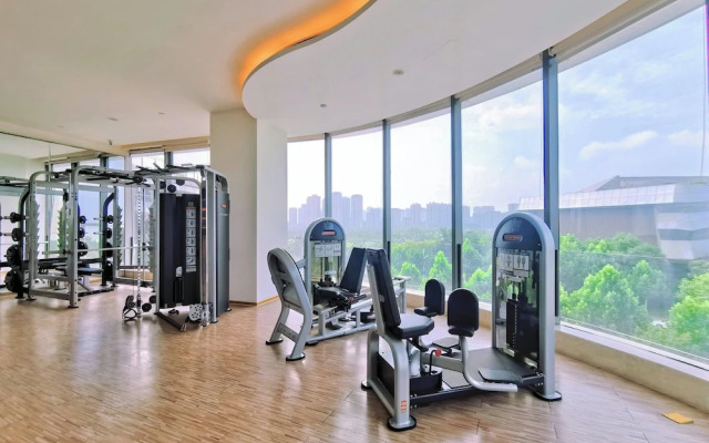 Holiday Inn Zhengzhou Riverside