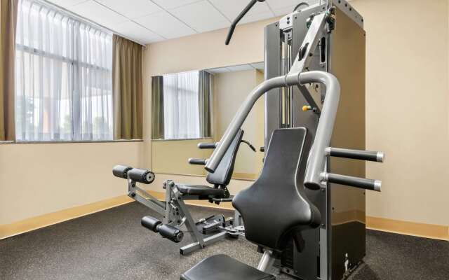Best Western Plus Fergus Hotel