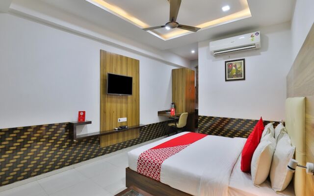 OYO 15862 Infocity Hotel LLP