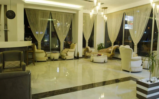 Lavin Otel