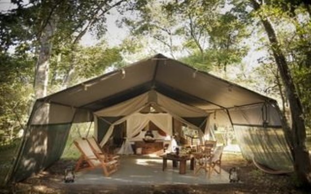 Mara Bush Camp - Private Wing