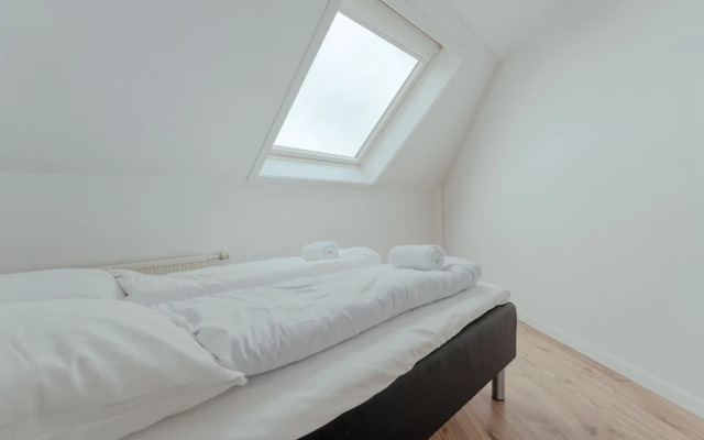 Harbour View | 2Br | City Centre