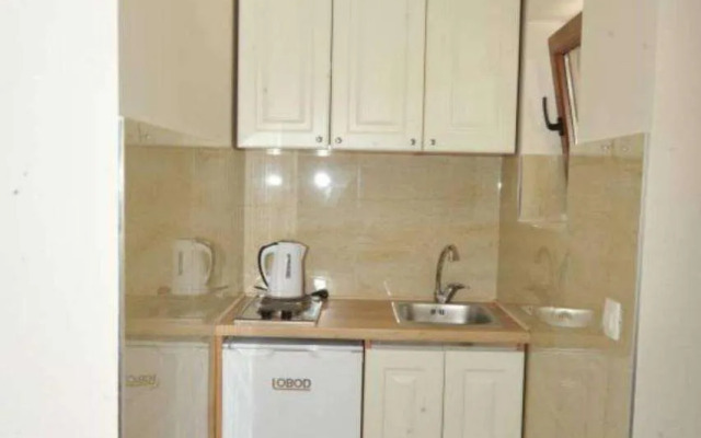 Three-Bedroom Holiday Home in Dobrota