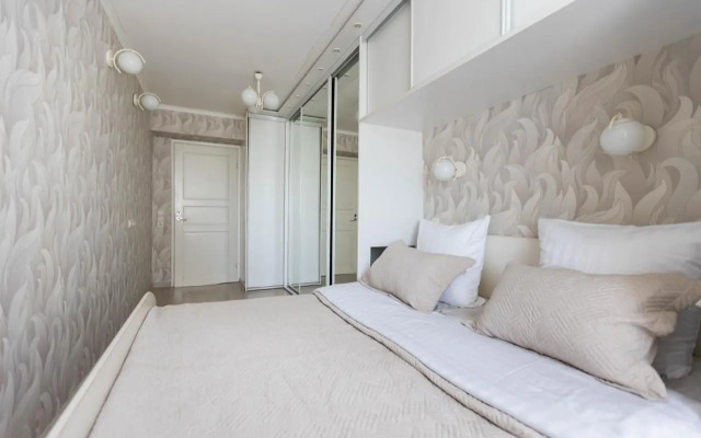 Apartments on Vasilisa Kozhina street 6k1