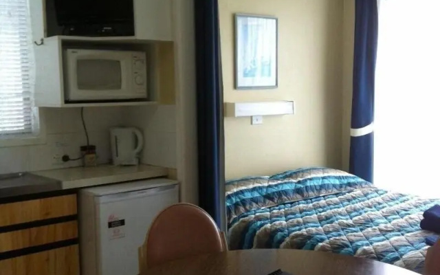 Gum Tree Caravan Park – Guest Rooms – Port Fairy