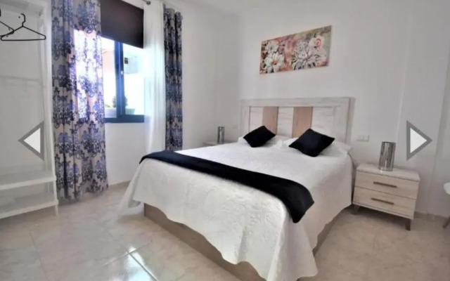 Santa Claudia Apartments - Adults Only