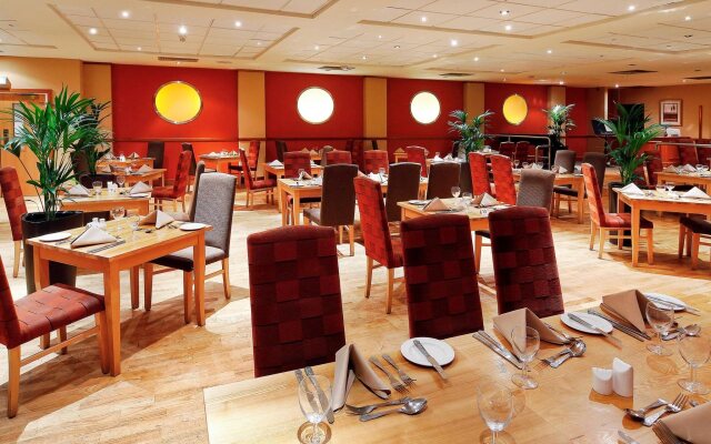 Mercure Chester North Woodhey House Hotel