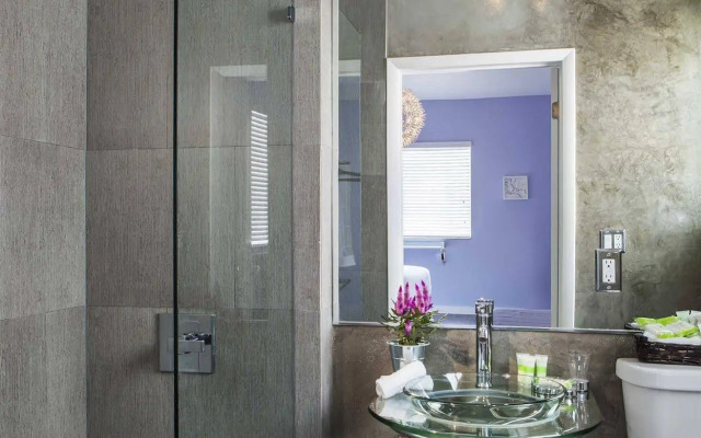 M Boutique Hotel