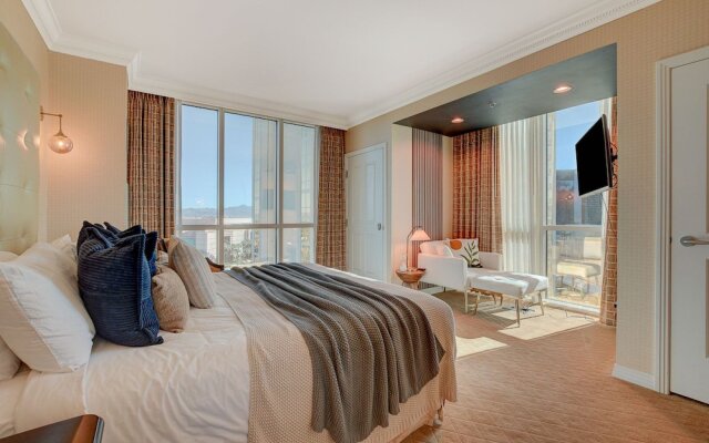 LUXE 702 MGM Signature 1 BR 2 BTH SUITE