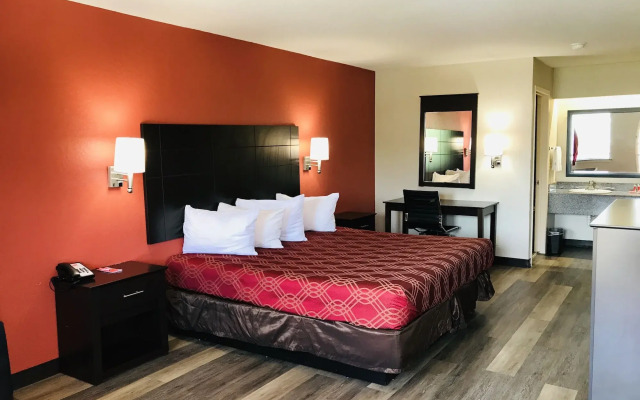 Econo Lodge Near Lackland Air Force Base-SeaWorld
