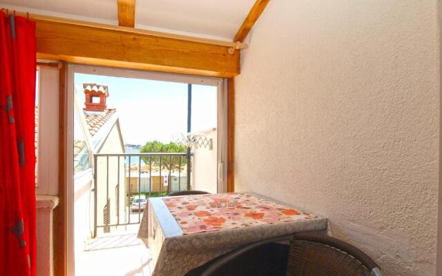 Apartment Lavender 700